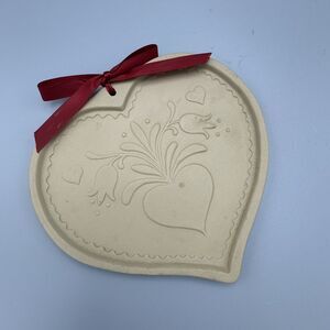 Vtg Brown Bag Cookie Art 1986 Heart Shape Tulip Heart Design Cookie Pottery Mold